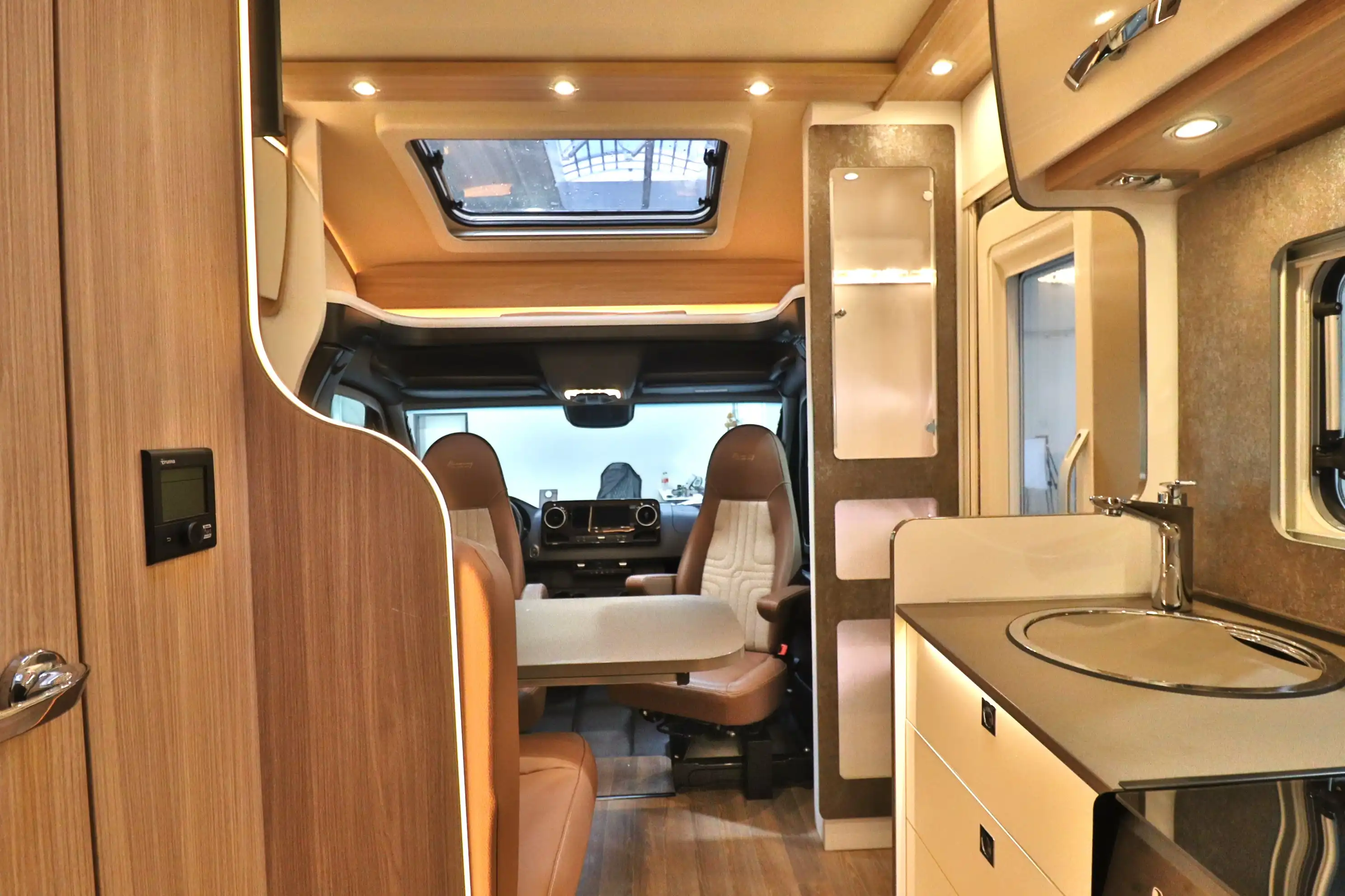 BUERSTNER M 690 Harmony-Line Freistatt Edition